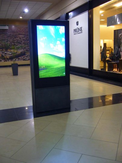 TOTEM DIGIAL UNICENTER SHOPPING