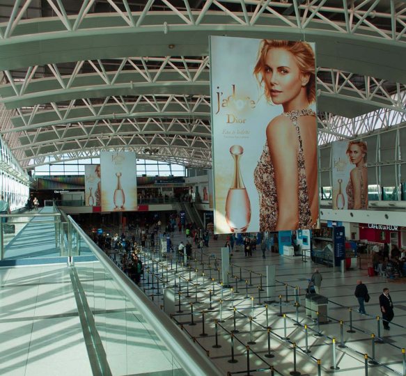 Campaña Jdore para Dior en Aeropuetos