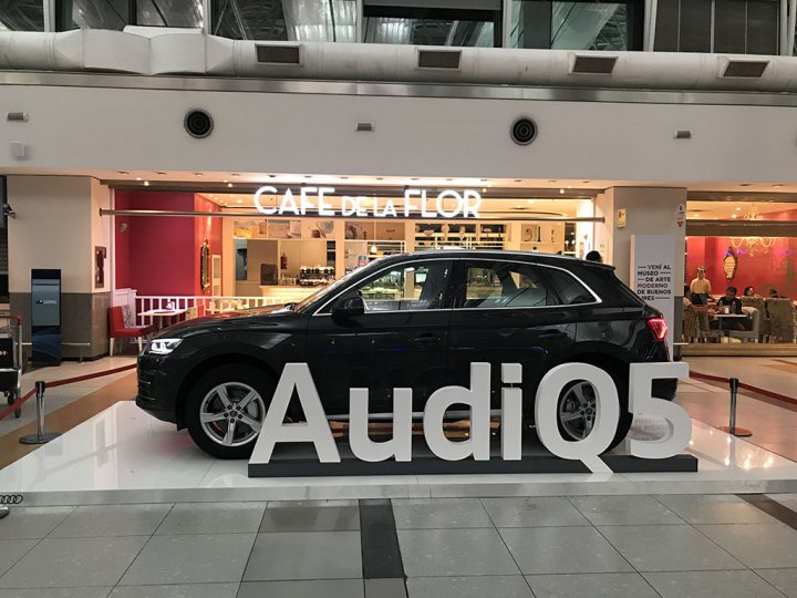 AUDI STAND / AIRPORT EZEIZA 