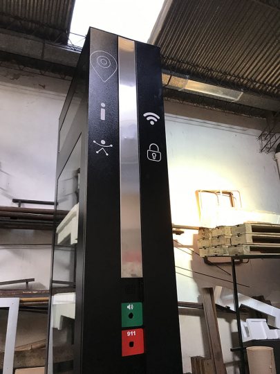 TOTEM DIGITAL OTDOOR PARA LA  GOBERNACION DE NEUQUEN 