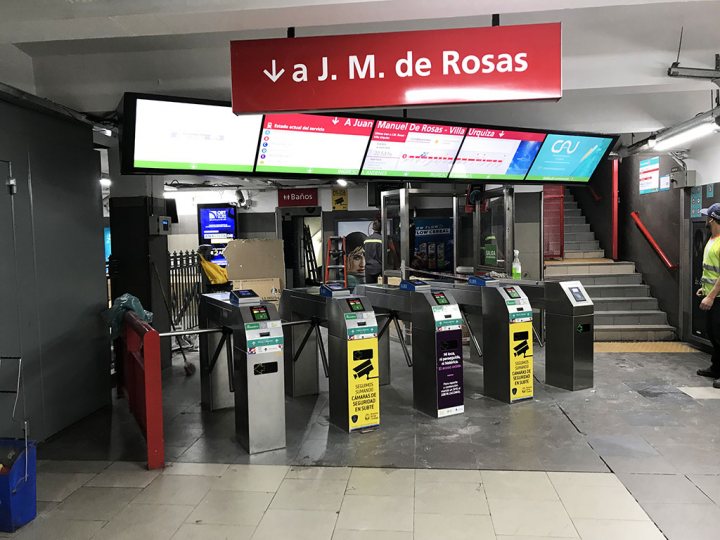 VIDEO WALL 5 x 1 PARA SUBTE