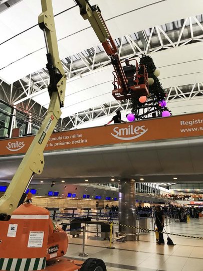 EVENTO NAVIDEÑO PARA SMILES EN EL AEROPUERTO DE EZEIZA