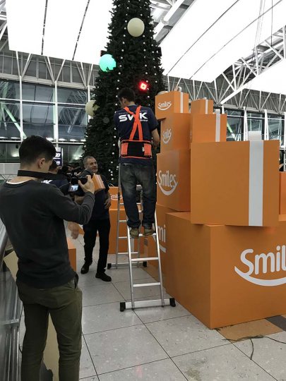 EVENTO NAVIDEÑO PARA SMILES EN EL AEROPUERTO DE EZEIZA