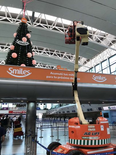 EVENTO NAVIDEÑO PARA SMILES EN EL AEROPUERTO DE EZEIZA